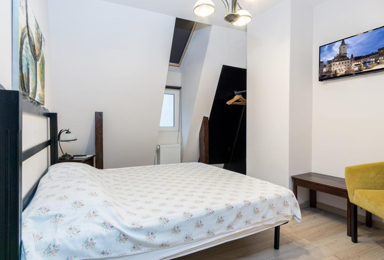House 54 Hotel Brasov Luaran gambar