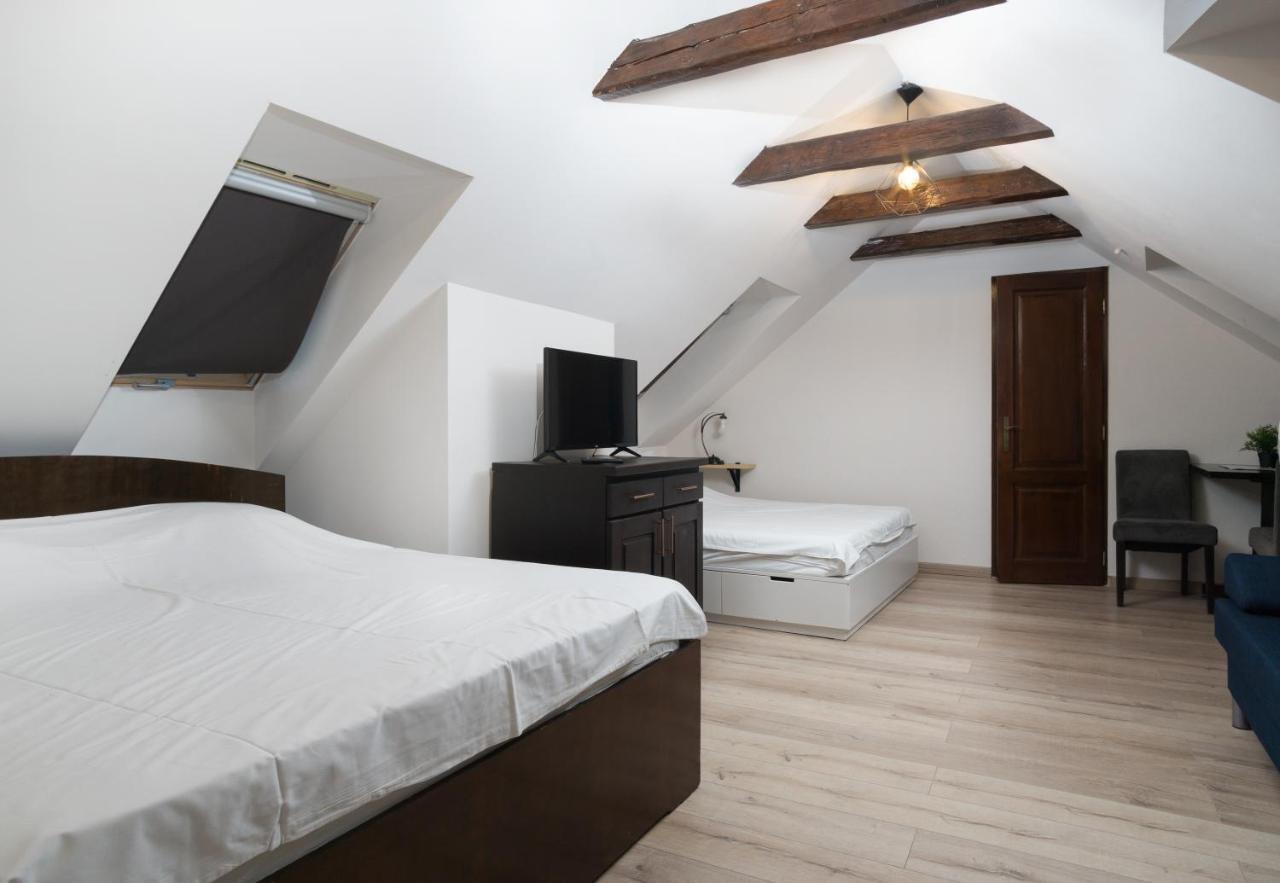 House 54 Hotel Brasov Luaran gambar